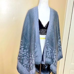 Accessory Street Shawl/Wrap